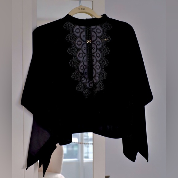 Zara Women’s embroidered velvet cape top - Picture 2 of 4
